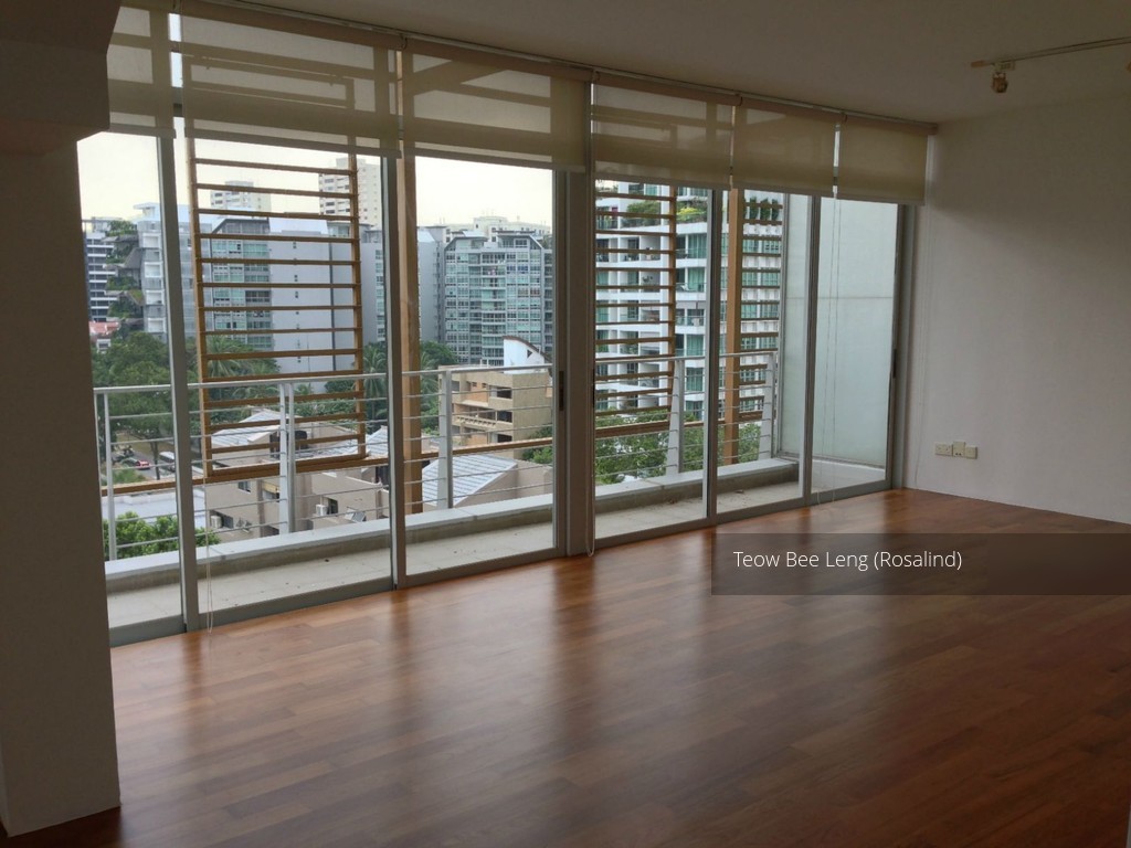 Balmoral Crest thumbnail photo